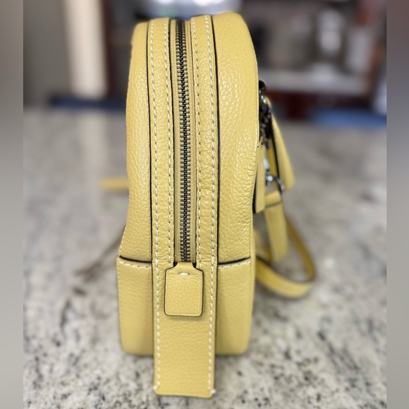 coach 2 way backpack Court Bag In Signature Canvas in Khaki/ Saddle 5671 commute and errand feel like a first Luxury Bags Coach Way Backpack